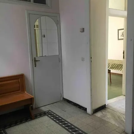 In Edificio Liberty Vicino Al Mare Διαμέρισμα